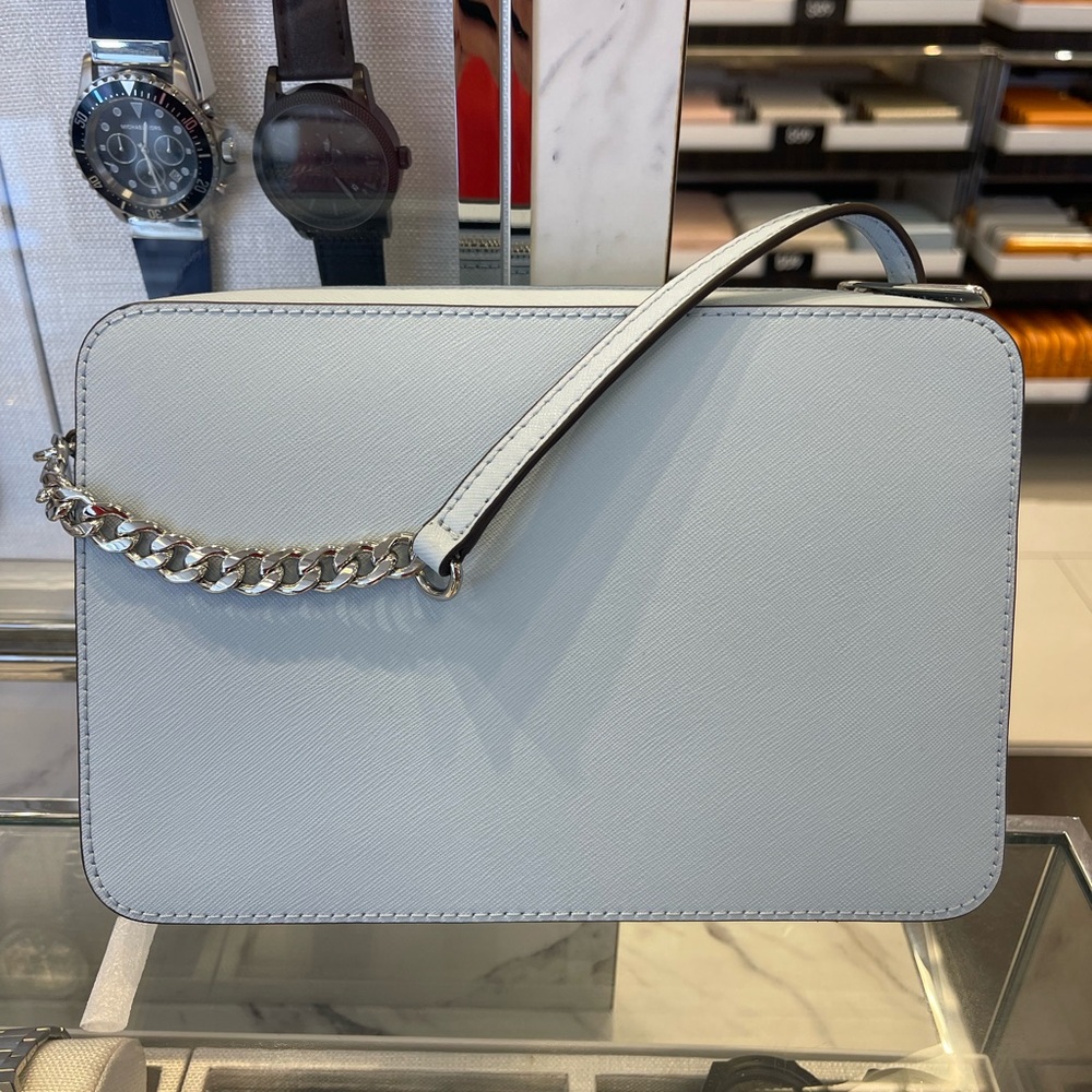 MICHAEL KORS Jet Set Large Saffiano Leather EW Crossbody Bag
Pale Ocean
NWT - Picture 9 of 12